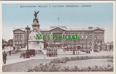 London Postcard - Buckingham Palace & Victoria Memorial   RT10