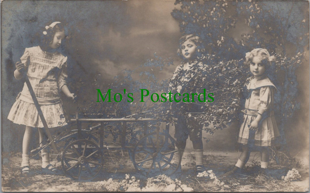 Children Postcard - Three Children With a Hand Cart and a Tree SW12703