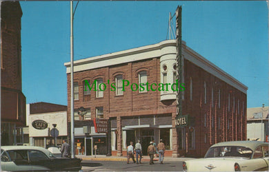 America Postcard - Weatherford Hotel, Flagstaff, Arizona  SW11761