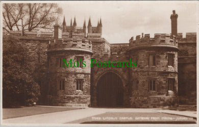 Lincolnshire Postcard - Lincoln Castle Gateway  DC1163