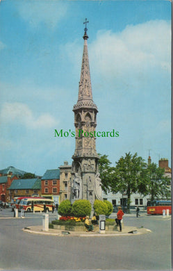 Oxfordshire Postcard - Banbury Cross  DC884