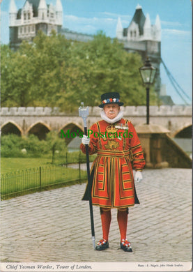 London Postcard - Chief Yeoman Warder, Tower of London   SW12299