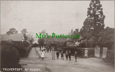 Northamptonshire Postcard - Yelvertoft, Near Rugby  SW13392