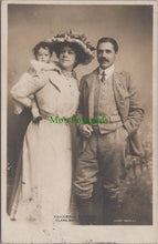Load image into Gallery viewer, Music Postcard - Kennerly Rumford and Clara Butt and Baby SW12626