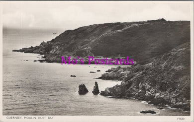 Guernsey Postcard - Moulin Huet Bay  HM648