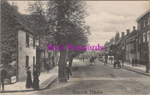 Load image into Gallery viewer, Hertfordshire Postcard - Bancroft, Hitchin   HM674
