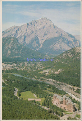 Canada Postcard - Canadian Rockies, Banff Springs Hotel  SW14105