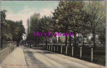 Load image into Gallery viewer, London Postcard - Woodside Green, South Norwood    HM552