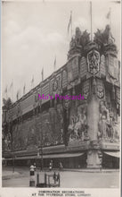 Load image into Gallery viewer, London Postcard - Selfridge Store, Coronation Decorations  HM545