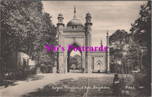 Load image into Gallery viewer, Sussex Postcard - Brighton, Royal Pavilion North Gate   SW14696