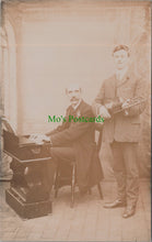 Load image into Gallery viewer, Musical Postcard - Musicians, An Organist and Violinist SW13780
