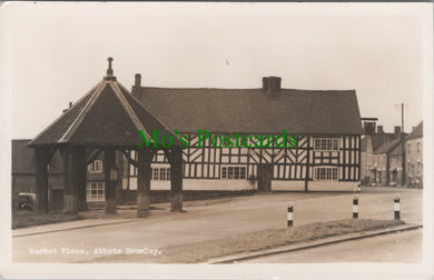 Staffordshire Postcard - Abbots Bromley Market Place  SW14039