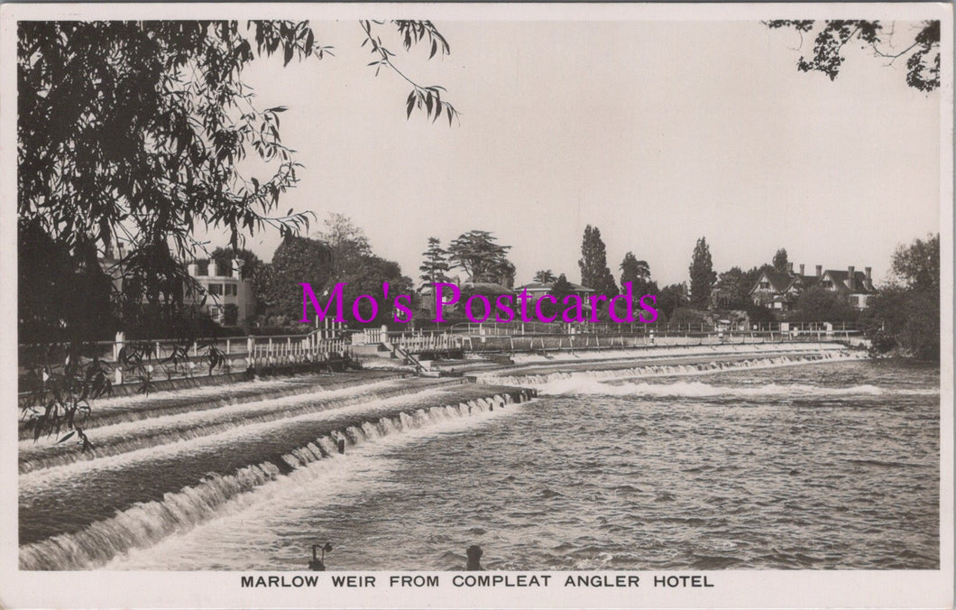 Buckinghamshire Postcard - Marlow Weir From Compleat Angler Hotel  DZ185
