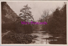 Load image into Gallery viewer, Derbyshire Postcard - View in Dovedale   SW16228
