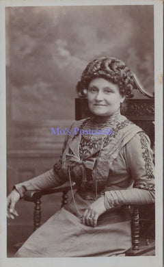 Social History Postcard - Lady Possibly Wearing a Wig  DZ62