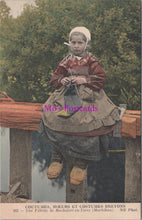 Load image into Gallery viewer, Children Postcard - Coutumes, Moeurs Et Costumes Bretons  SW14194
