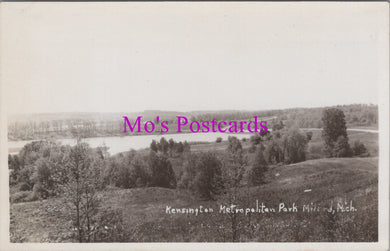 America Postcard - Kensington Metropolitan Park, Michigan   SW14228