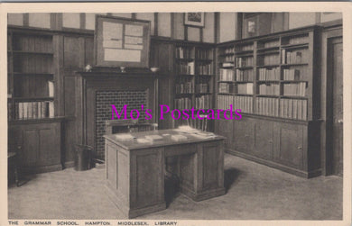 Middlesex Postcard - The Grammar School Library, Hampton   SW14258