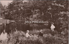 Load image into Gallery viewer, Nature Postcard - Three Children on The Banks of The River SW18299