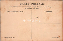 Load image into Gallery viewer, Mountaineering Postcard - Mont Blanc, Traversee D'Une Crevasse SW18317
