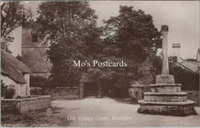 Load image into Gallery viewer, Devon Postcard - Old Village Cross, Northlew   SX158