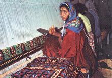 Load image into Gallery viewer, Tunisia Postcard - Kairouan, Une Tapissiere SW18110