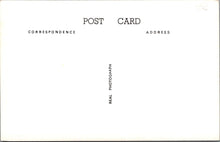 Load image into Gallery viewer, London Postcard - Old Sutton High Street c1920 - SW17534