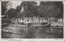Load image into Gallery viewer, Oxfordshire Postcard - The Eights Oxford No 9, Oriel Barge and Crew SX252