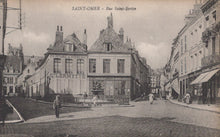 Load image into Gallery viewer, France Postcard - Saint-Omer, Rue Saint-Bertin VT98