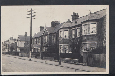 Unidentified Location Postcard - Street Scene, Mill Hill?, London?  T3081