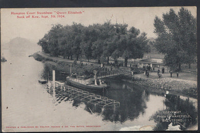 Middlesex Postcard-Hampton Court Steamboat 