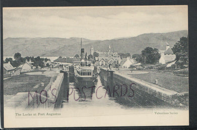 Scotland Postcard - The Locks at Fort Augustus     RS16110