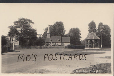 Middlesex Postcard - Ickenham Village    A9804