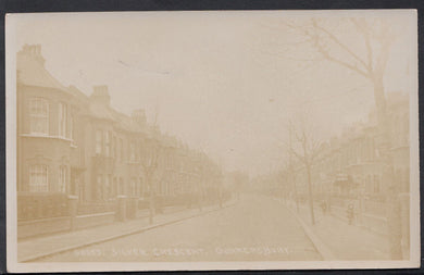 Middlesex Postcard - Silver Crescent, Gunnersbury   U1066