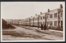 Load image into Gallery viewer, Scotland Postcard - Thorncliffe Gardens, Glasgow MB538