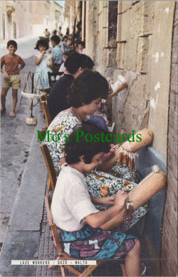 Malta Postcard - Lace Workers, Gozo Ref.SW10174