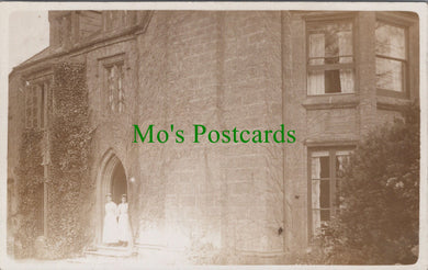 Social History Postcard - Two Domestic Servants and a Large House SW10395