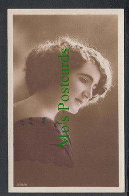 Glamour Postcard - Young Lady Pose