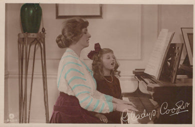 Actress Postcard - Gladys Cooper and Daughter Joan - Mo’s Postcards 