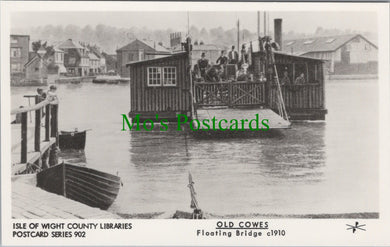 Isle of Wight Postcard - Old Cowes Floating Bridge c1910 - SW13590