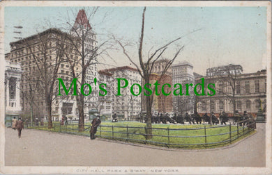 America Postcard - New York, City Hall Park and Broadway SW12070