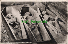 Load image into Gallery viewer, Ireland Postcard - Dublin, Mummies in Vaults, St Michan&#39;s Church SW11124
