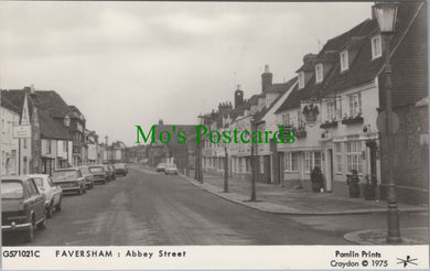 Kent Postcard - Faversham, Abbey Street  SW11720