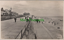 Load image into Gallery viewer, Yorkshire Postcard - Hornsea, Marine Drive   SW13069

