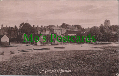 Suffolk Postcard - A Glimpse of Beccles   HP233
