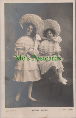 Music Hall Postcard - The Sisters Marion  HP180
