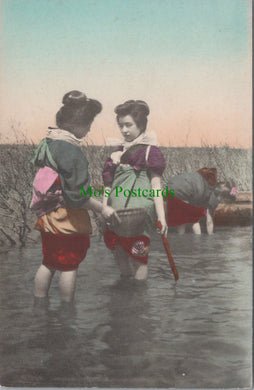 Japan Postcard - Japanese Ladies Working   SW12455