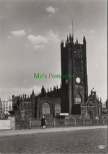 Load image into Gallery viewer, Lancashire Postcard - Manchester Cathedral  SW12165
