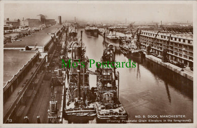 Lancashire Postcard - Manchester, No 9 Dock SW13346
