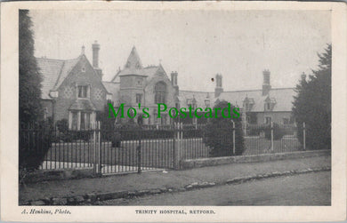 Nottinghamshire Postcard - Retford, Trinity Hospital   SW13455